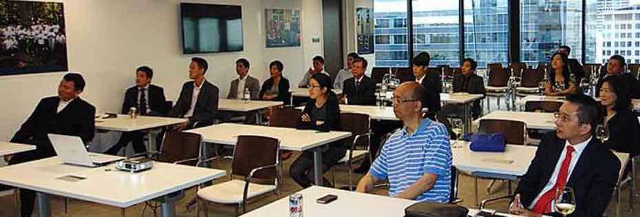 5/20/2015 永久理事王德應邀 青商會月例會擔任專題講座講員<NOCONTENT>